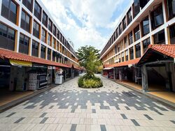 Toa Payoh Central (D12), Shop House #560116331